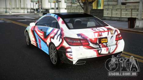 Mercedes-Benz E500 Ashah S1 para GTA 4