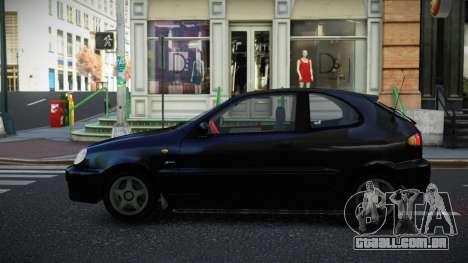 Daewoo Lanos Ones para GTA 4