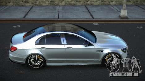 Mercedes-Benz E63 AMG Pipagoka para GTA 4