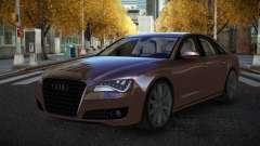 Audi A8 Jedleg