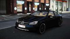 Mercedes-Benz C63 AMG Zogsixaqu para GTA 4