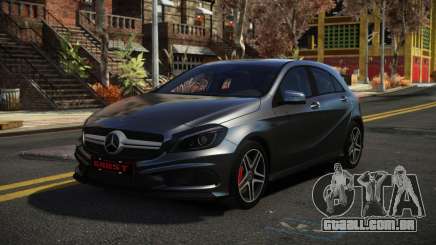 Mercedes-Benz A45 AMG Zutnum para GTA 4