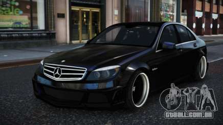 Mercedes-Benz C63 AMG Yoqpeqefo para GTA 4