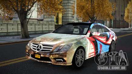 Mercedes-Benz E500 Ashah S1 para GTA 4