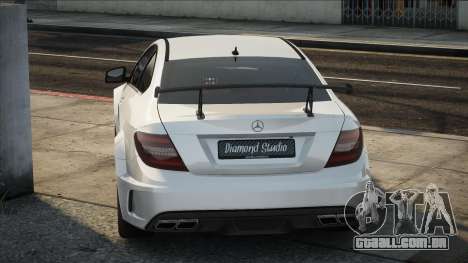 Mercedes-Benz C63 AMG White para GTA San Andreas