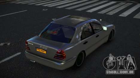 Mercedes-Benz C180 Faqbab para GTA 4