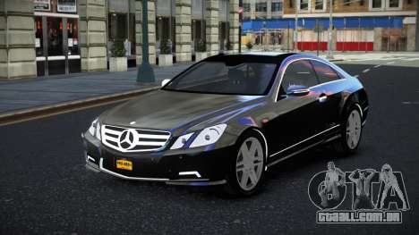 Mercedes-Benz E500 Vantora S7 para GTA 4