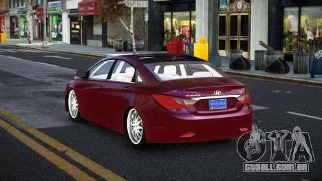 Hyundai Sonata Qawfuju para GTA 4