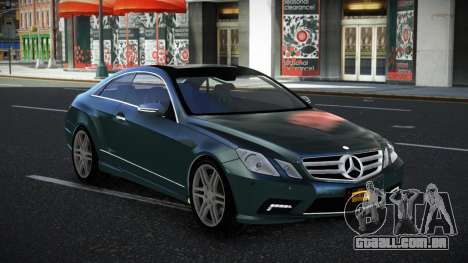 Mercedes-Benz E500 Vantora para GTA 4