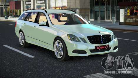 Mercedes-Benz E-class Hutopoca para GTA 4