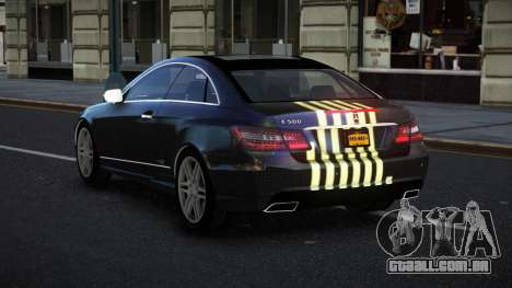 Mercedes-Benz E500 Vantora S11 para GTA 4