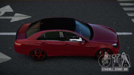 Mercedes-Benz E63 AMG Dusciwuvu para GTA 4