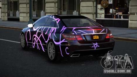 Mercedes-Benz E500 Vantora S9 para GTA 4