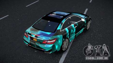Mercedes-Benz E500 Vantora S13 para GTA 4