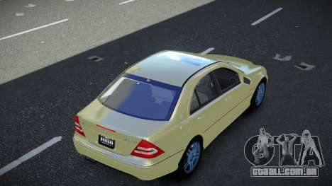 Mercedes-Benz C32 AMG Zaju para GTA 4