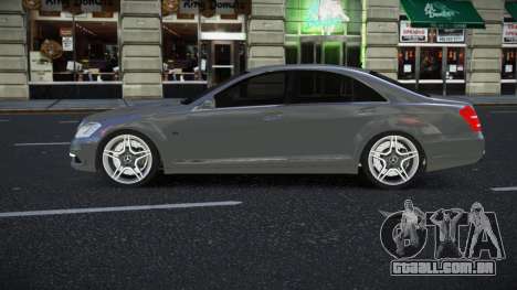 Mercedes-Benz S65 AMG Peypuyize para GTA 4