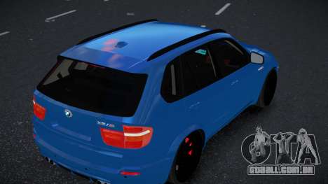 BMW X5 Qasuja para GTA 4