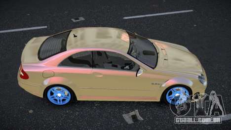 Mercedes-Benz CLK 63 AMG Orin para GTA 4