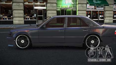 Mercedes-Benz E500 Xocoki para GTA 4