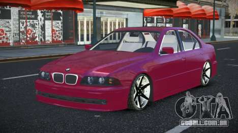 BMW 525 Fucdi para GTA 4