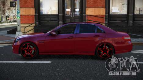 Mercedes-Benz E63 AMG Dusciwuvu para GTA 4