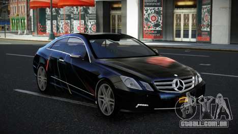 Mercedes-Benz E500 Vantora S12 para GTA 4
