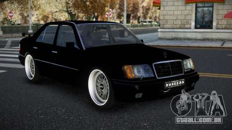 Mercedes-Benz E500 Sepam para GTA 4