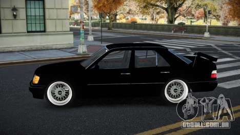 Mercedes-Benz E500 Sepam para GTA 4