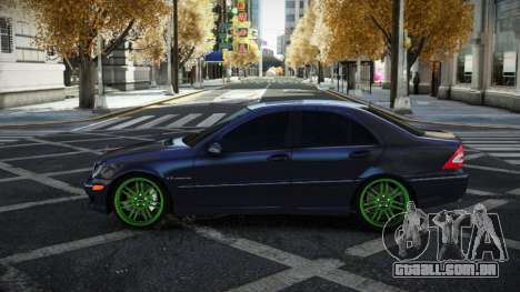 Mercedes-Benz C32 AMG Wadetut para GTA 4