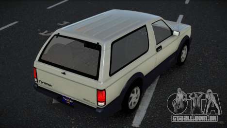 GMC Typhoon Kuqosu para GTA 4