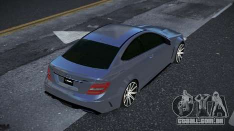 Mercedes-Benz C63 AMG Fujo para GTA 4