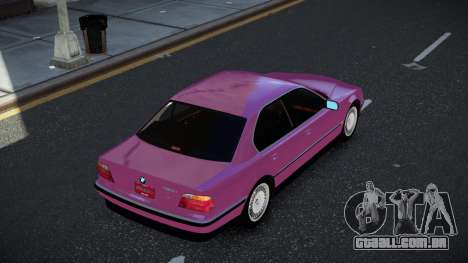 BMW 750i Quzucimiy para GTA 4