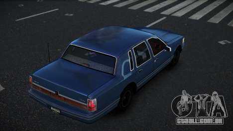 Lincoln Town Car Qiwexev para GTA 4