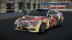 Mercedes-Benz E500 Vantora S14 para GTA 4
