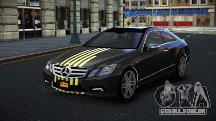 Mercedes-Benz E500 Vantora S11 para GTA 4