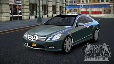 Mercedes-Benz E500 Vantora para GTA 4