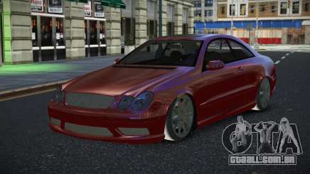 Mercedes-Benz CLK55 AMG Dumanejug para GTA 4
