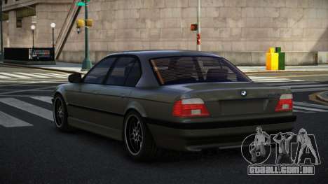 BMW 750i Musci para GTA 4
