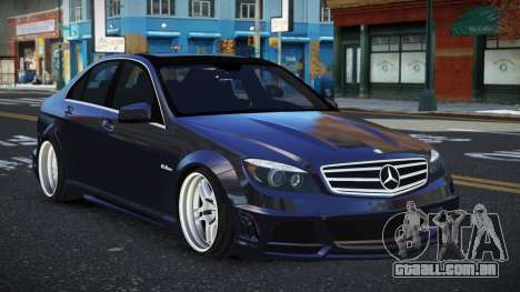 Mercedes-Benz C63 AMG Peluqoj para GTA 4