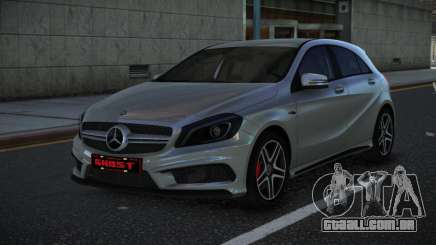 Mercedes-Benz A45 AMG Qulariza para GTA 4