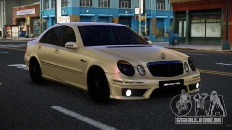 Mercedes-Benz E63 AMG Guyrivoz para GTA 4