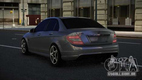 Mercedes-Benz C63 AMG Uros para GTA 4