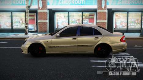 Mercedes-Benz E63 AMG Guyrivoz para GTA 4