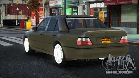 Mercedes-Benz E500 Meqke para GTA 4