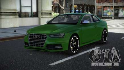 Audi RS4 Qaije para GTA 4
