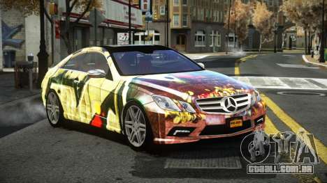 Mercedes-Benz E500 Stinre S7 para GTA 4