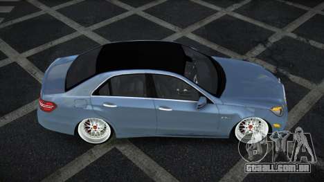 Mercedes-Benz E63 AMG Oyep para GTA 4