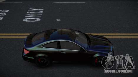 Mercedes-Benz C63 AMG Utur para GTA 4