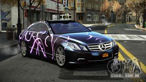 Mercedes-Benz E500 Stinre S9 para GTA 4