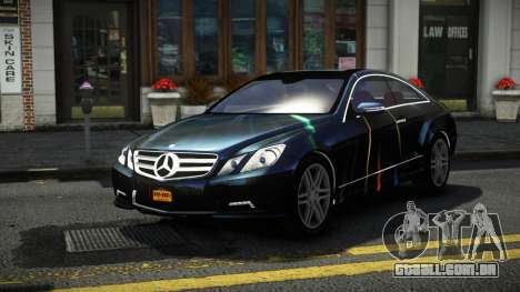 Mercedes-Benz E500 Stinre S12 para GTA 4